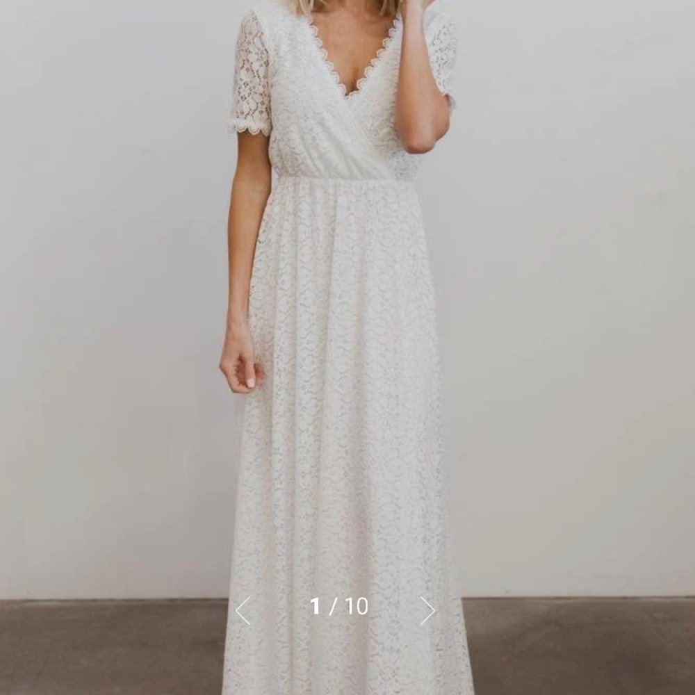 Venice Lace Maxi Dress Size Large